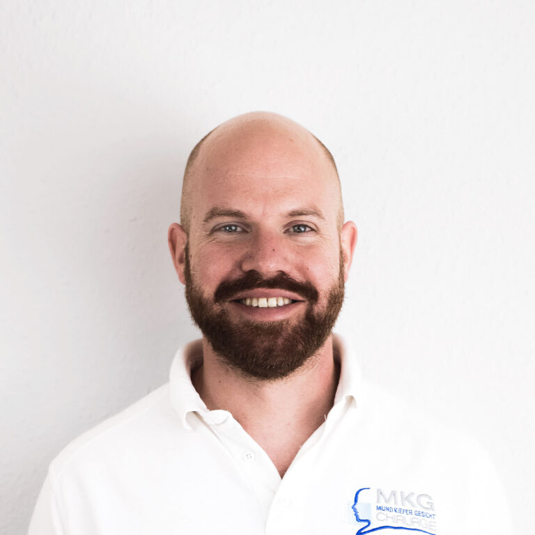 Kieferorthopädie Nienburg - Dr. Jana & Dr. Johannes Gernhardt Wir – MKG am See